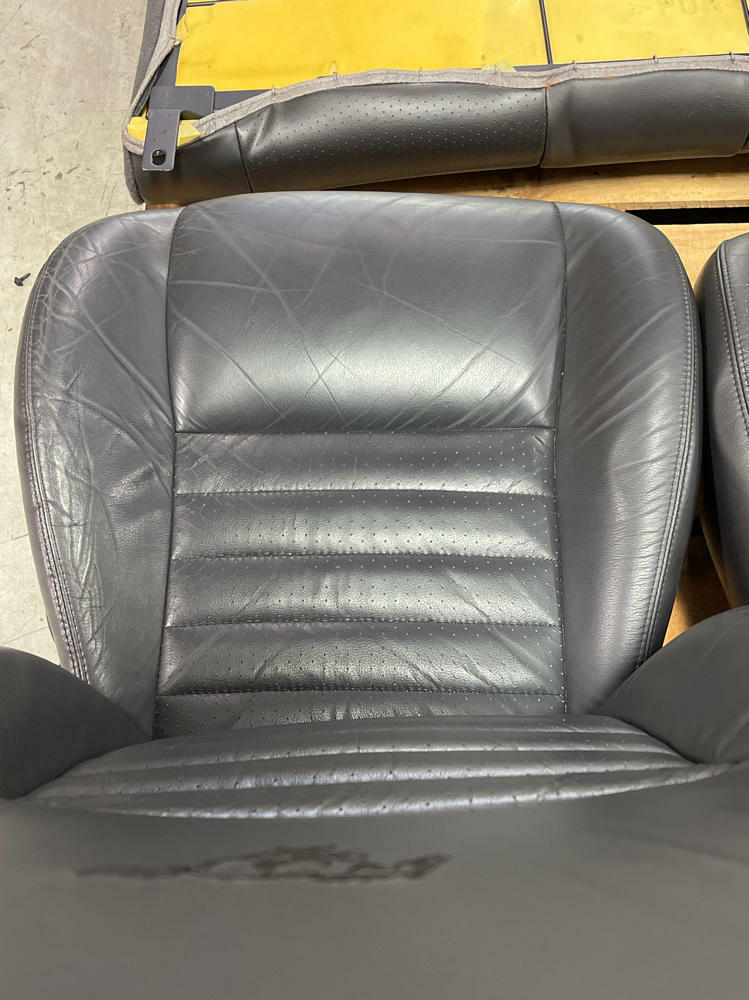 1999-04 Ford Mustang GT Convertible Seats MINT 38K Miles 302