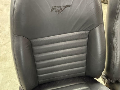 1999-04 Ford Mustang GT Convertible Seats MINT 38K Miles 302