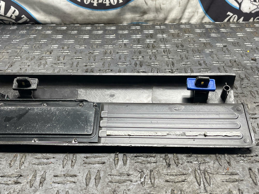 2011-14 Ford Mustang Passener RH Illuminated Door Sill  294