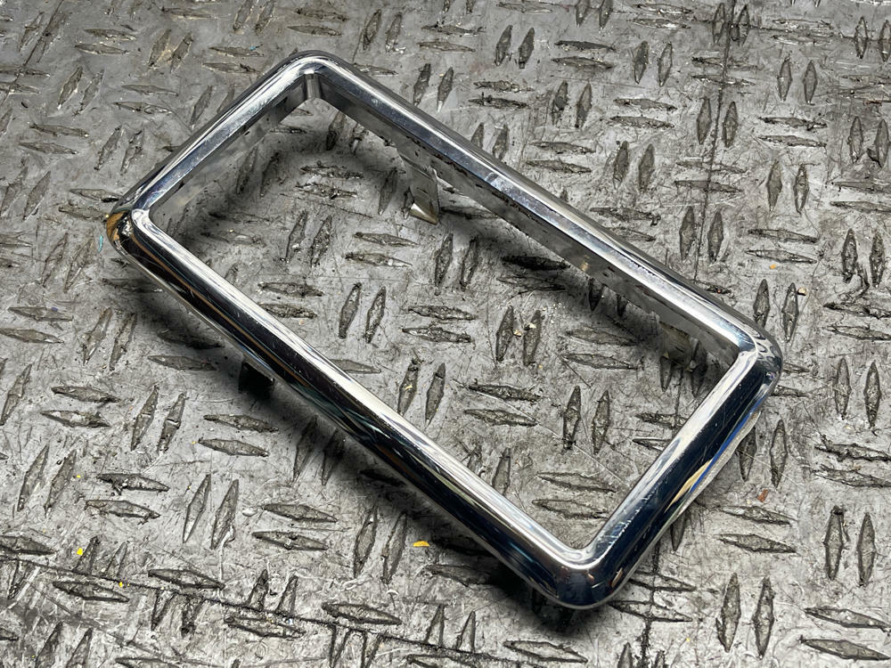 2011-14 Ford Mustang Center Console Insert 294