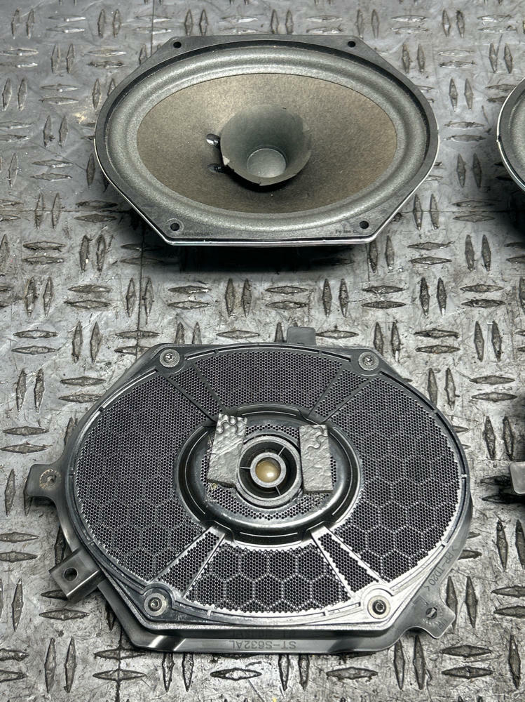 2011-14 Ford Mustang Speaker Set Front & Rear 294