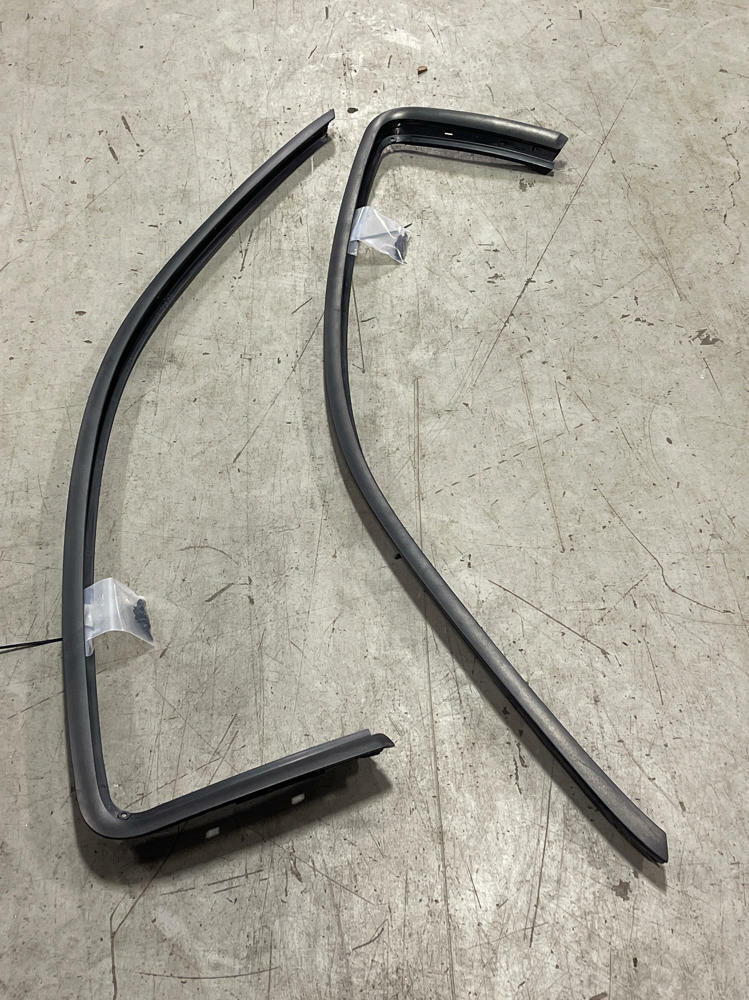 2011-14 Ford Mustang Door Weather Stripping Molding Set LH RH- for Coupe 294