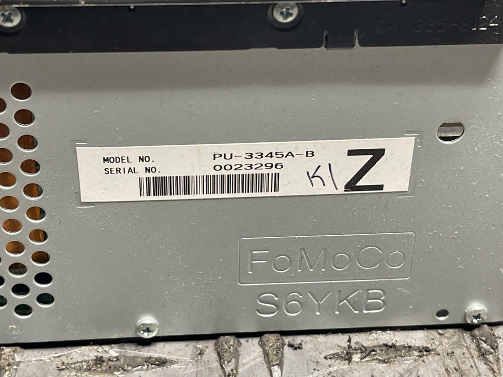 2011-12 Ford Mustang SYNC Radio Kit 294