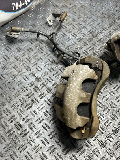 2011-14 Ford Mustang GT Front Brake Calipers LH RH 294