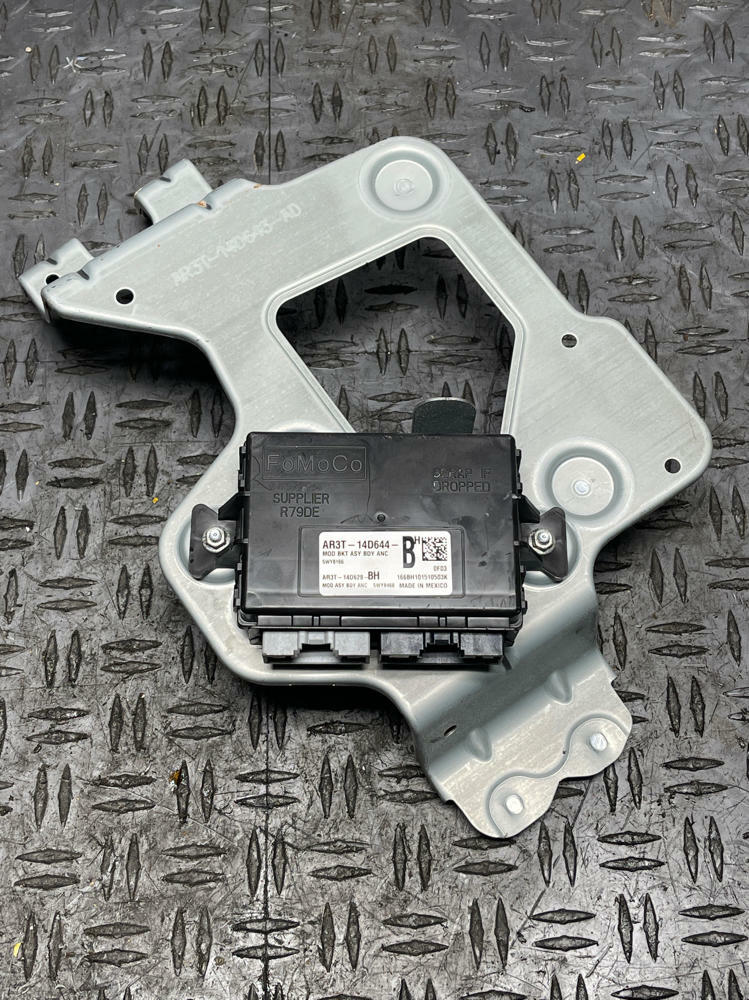 2011-14 Ford Mustang Lighting Control Module 294