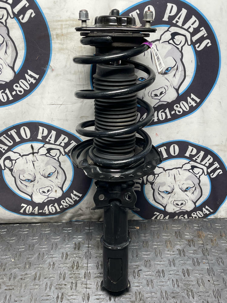 2015-23 Ford Mustang Passenger RH Strut Assembly 56k Miles 310