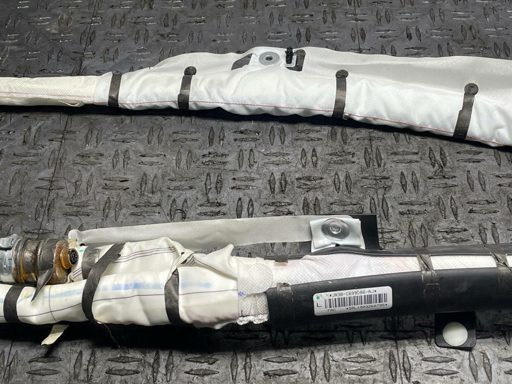 2018-23 Ford Mustang LH Curtain Part (JR3B-C699D86-AJ) 56k Miles 310