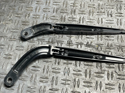 2018-23 Ford Mustang Wiper Arms Pair LH RH 56k Miles 310