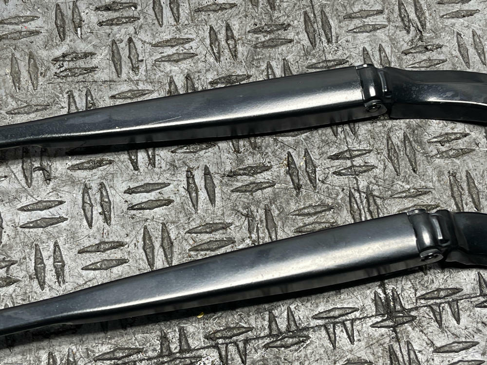 2018-23 Ford Mustang Wiper Arms Pair LH RH 56k Miles 310