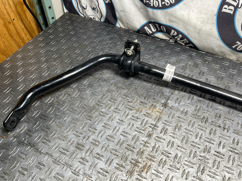 2011-14 Ford Mustang GT Front Sway Bar w/ Brackets 32k Miles 311