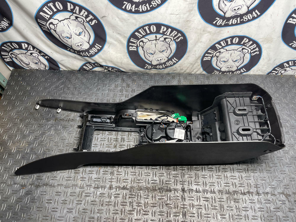 2011-14 Ford Mustang GT Center Console 32k Miles 311
