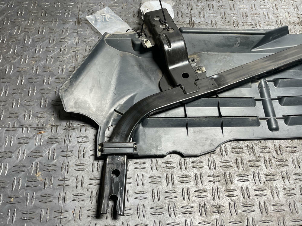 2011-14 Ford Mustang GT Under Engine Splash Sheild 32k Miles 311