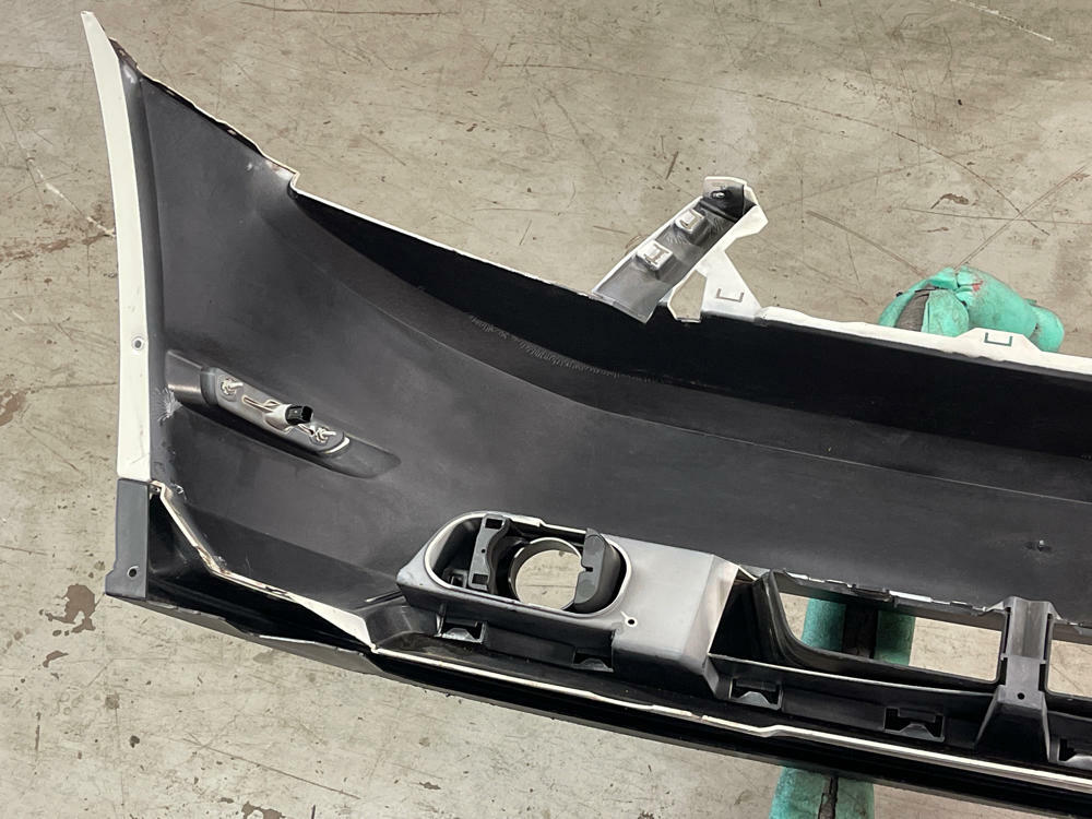 2011-12 Ford Mustang GT OEM Front Bumper 32k Miles 311