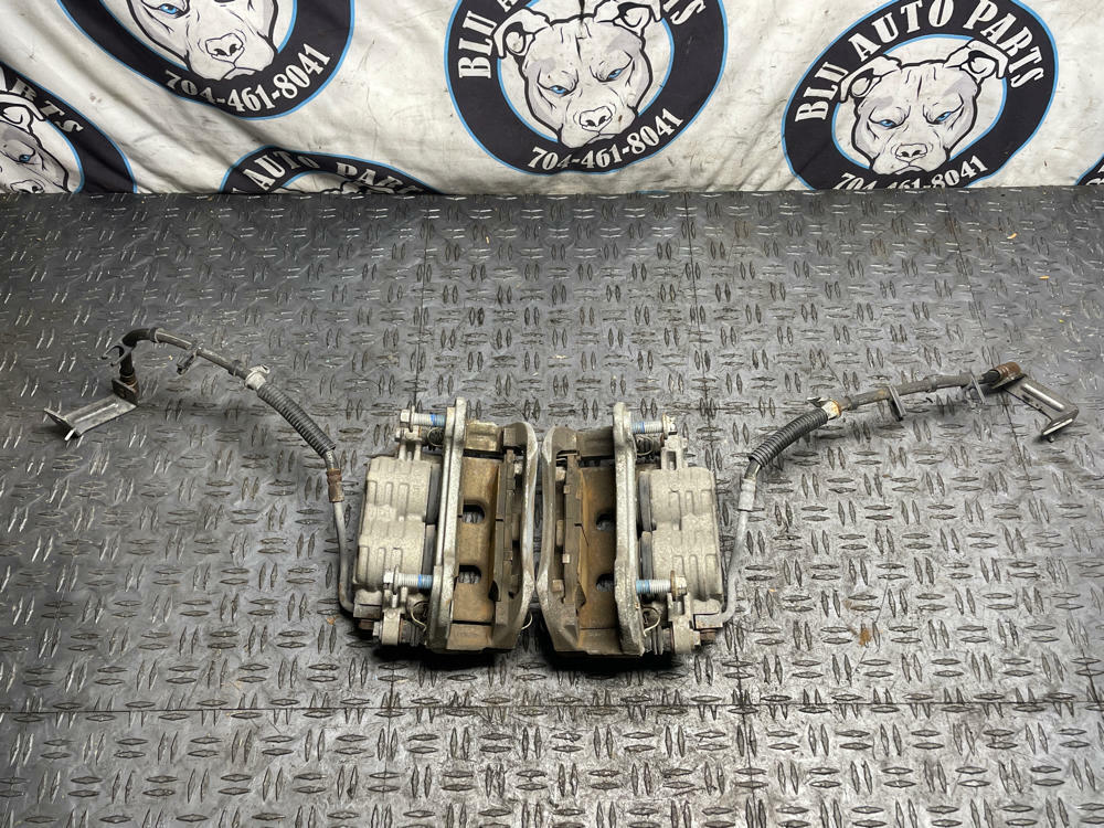 2011-14 Ford Mustang GT Front Brake Calipers LH RH 32k Miles 311