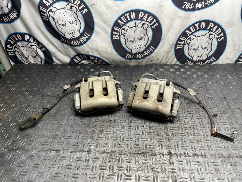 2011-14 Ford Mustang GT Front Brake Calipers LH RH 32k Miles 311