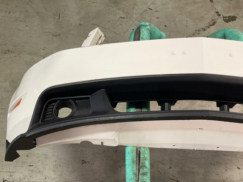 2011-12 Ford Mustang GT OEM Front Bumper 32k Miles 311