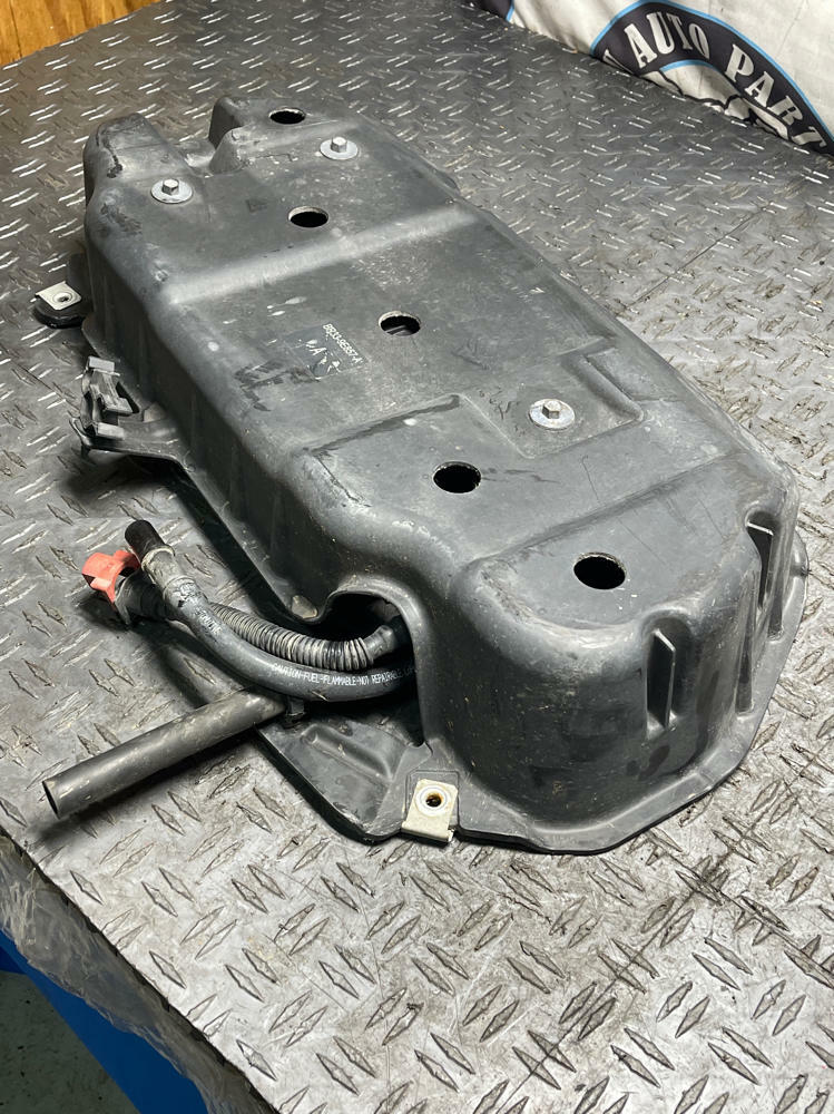 2011-14 Ford Mustang GT Charcoal Canister 32k Miles 311