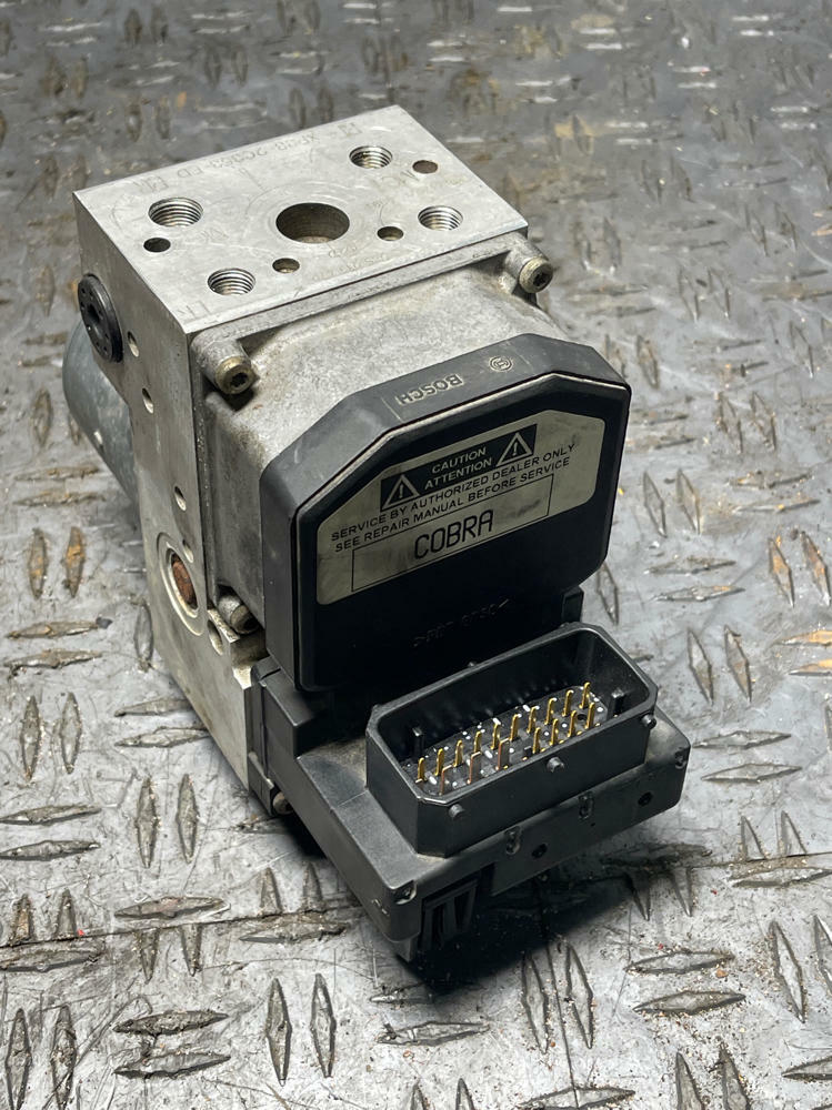 1999-04 Ford Mustang Bullitt/Cobra ABS Module 306