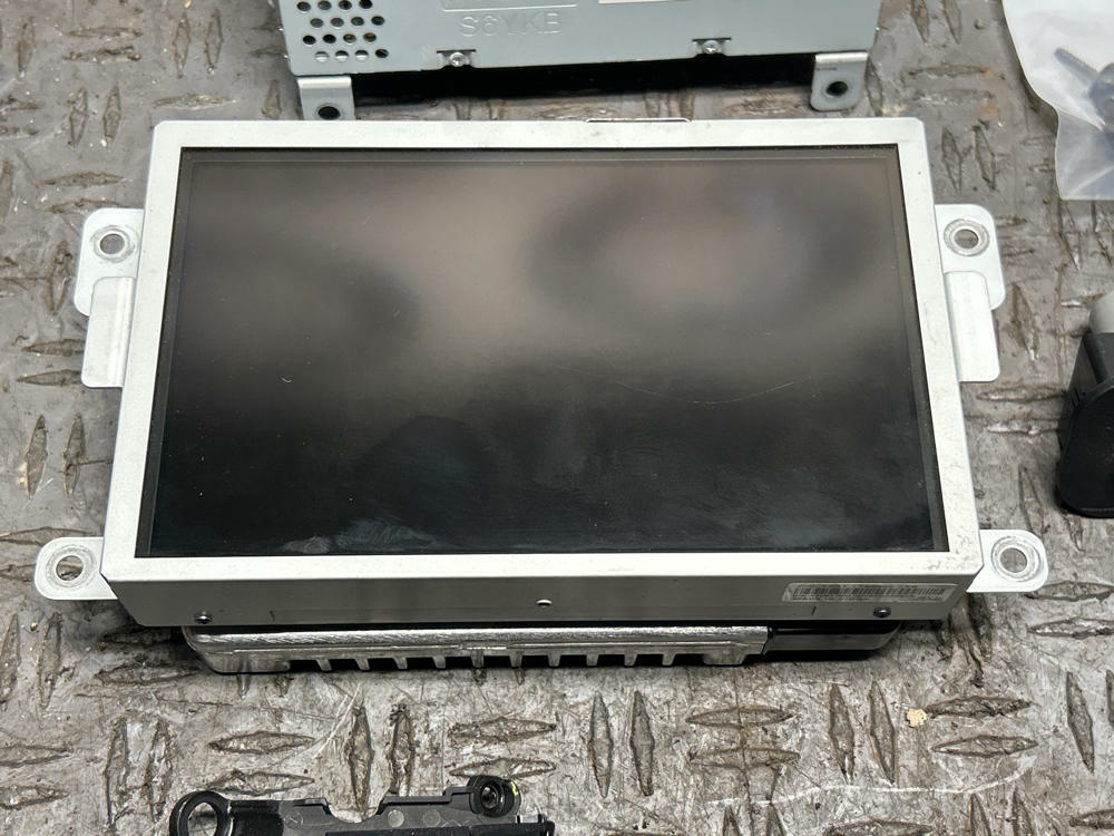 2015-17 Ford Mustang Sync 2 Kit 319