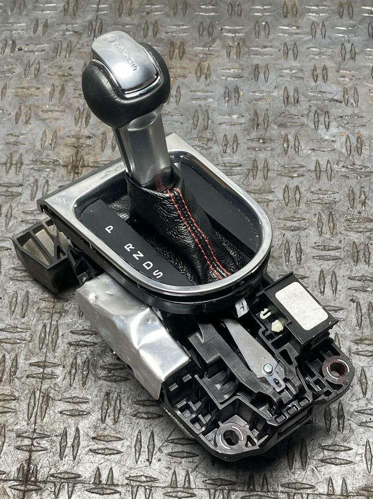 2018-23 Ford Mustang GT OEM 10R80 Automatic Shifter Assembly 310