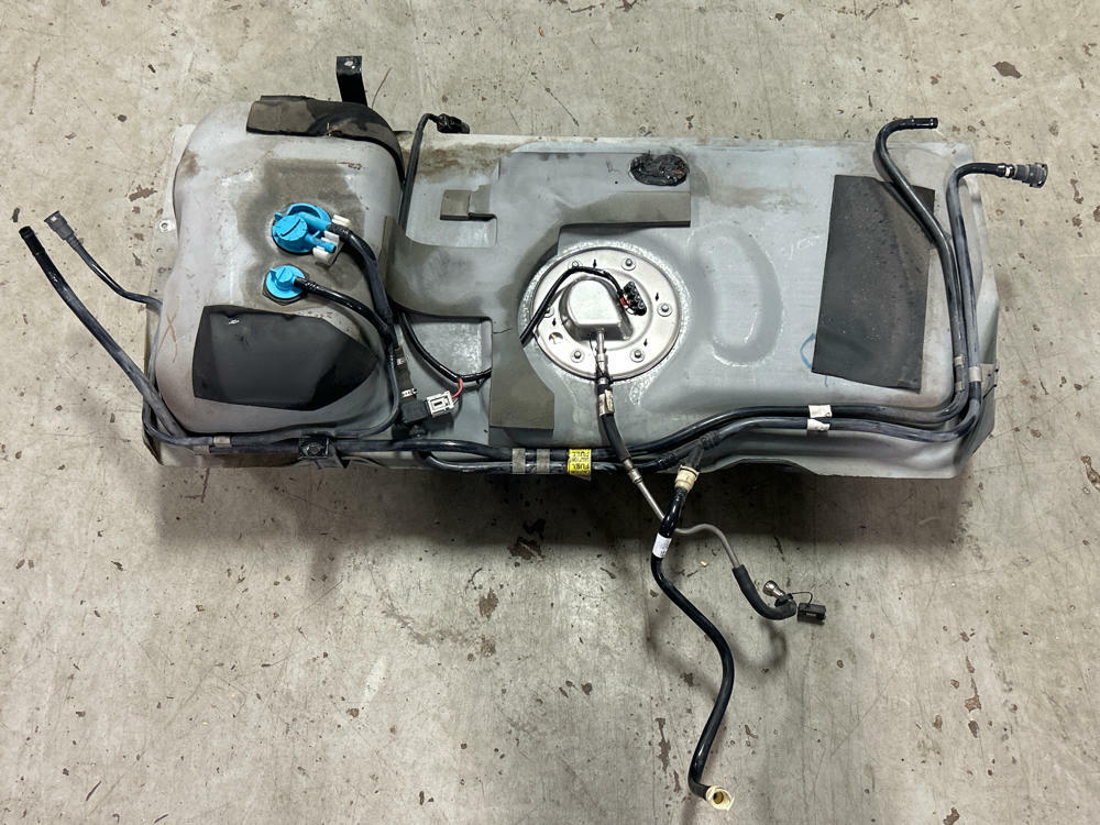 1999-04 Ford Mustang GT Bullitt OEM Fuel Tank Assembly 306