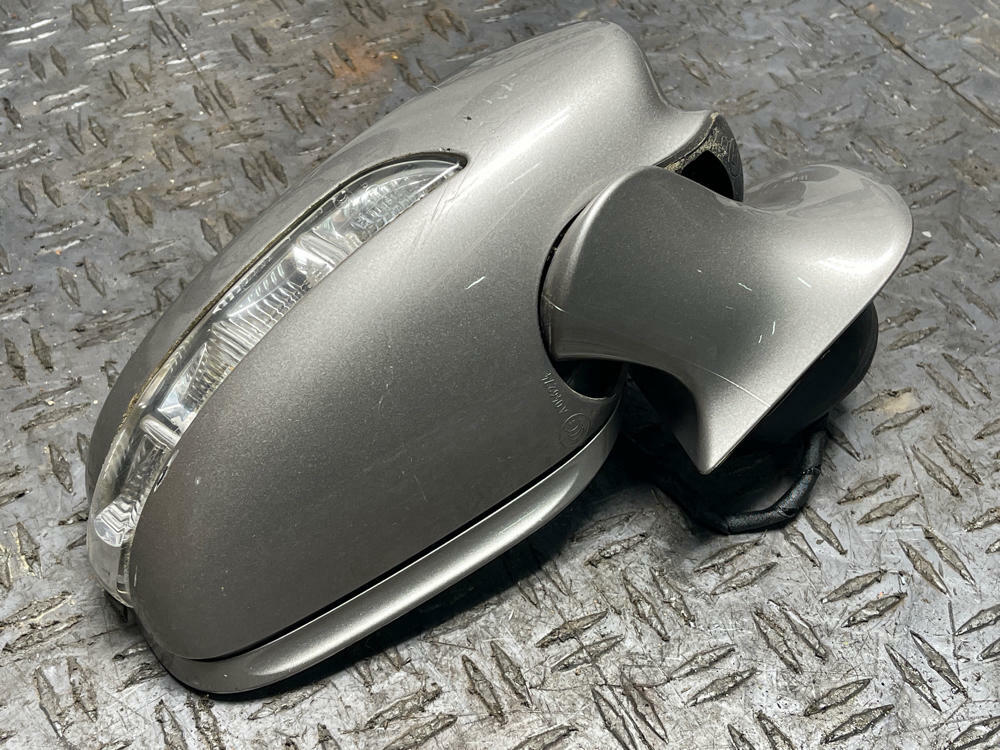 2007-09 W211 E500 E63 AMG Passenger RH Mirror