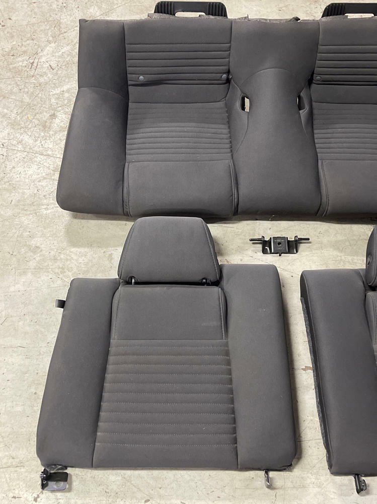 2012-13 Ford Mustang Boss 302 Recaro Rear Seats
