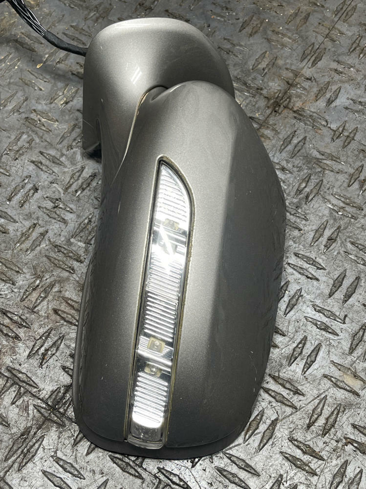 2007-09 W211 E500 E63 AMG Driver LH Mirror