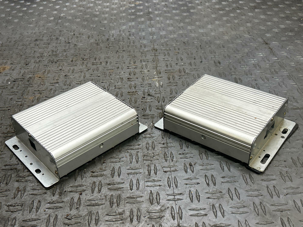2003-04 Ford Mustang SVT Cobra Convertible AMPS Pair OEM318