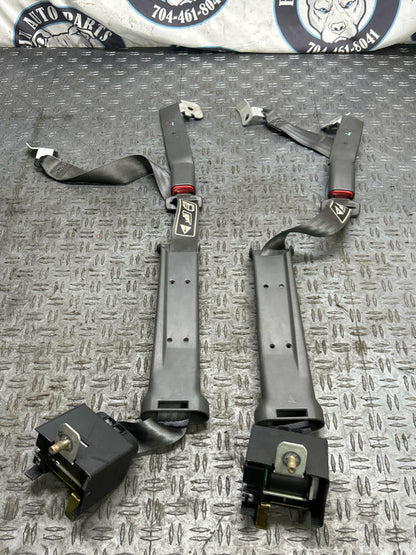 2003-04 Ford Mustang SVT Cobra Rear Seat Belt Pair 318