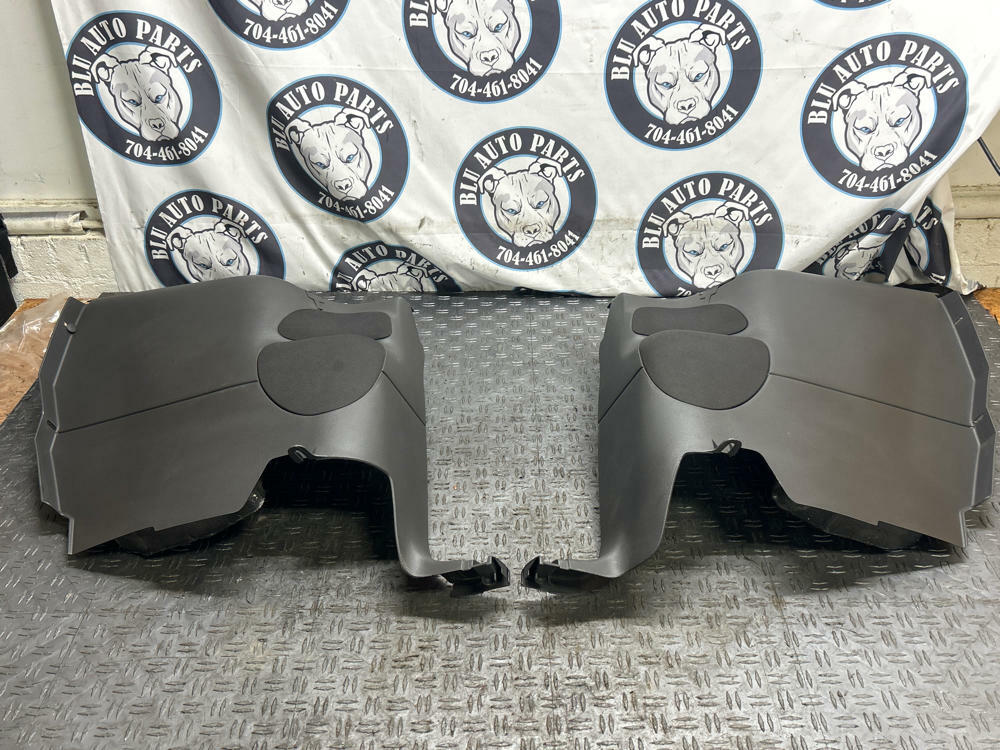 2003-04 Ford Mustang SVT Cobra Rear Quarter Plastics Dark Charcoal 318