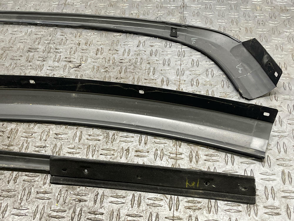 2003-04 Ford Mustang SVT Cobra Convertible Rear Trim Set 318