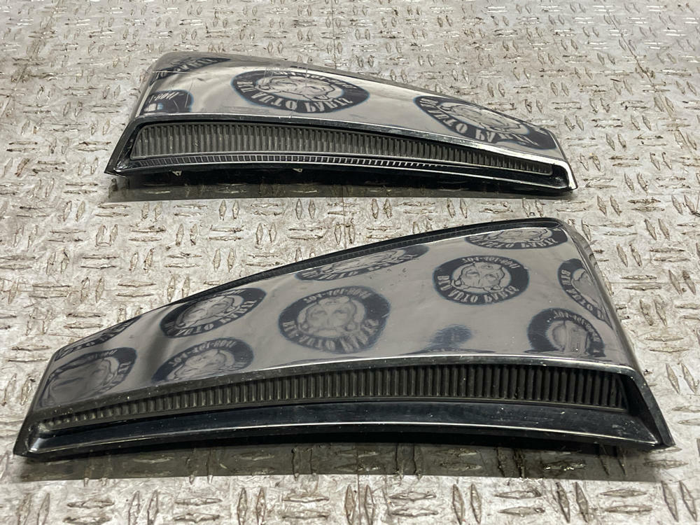 2003-04 Ford Mustang SVT Cobra Side Scoops Pair UA Black 318
