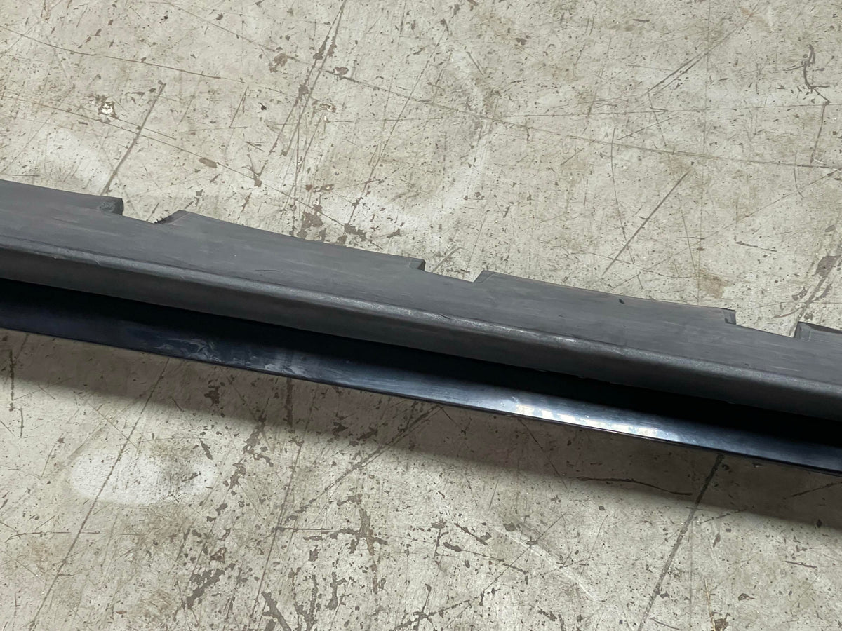 2015-23 Ford Mustang GT Side Skirt UA Black 317