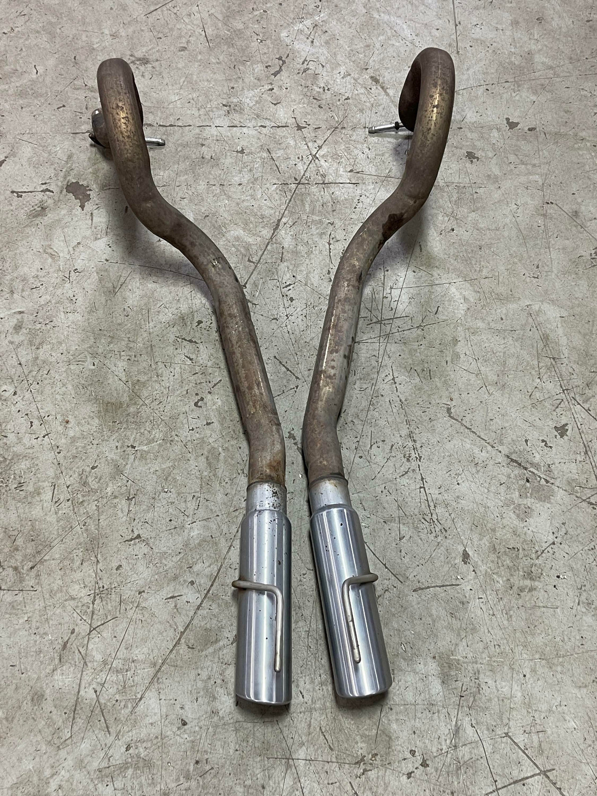 1999-04 Ford Mustang GT TailPipes w/ Tips- FOR SOLID REAR AXLE 298