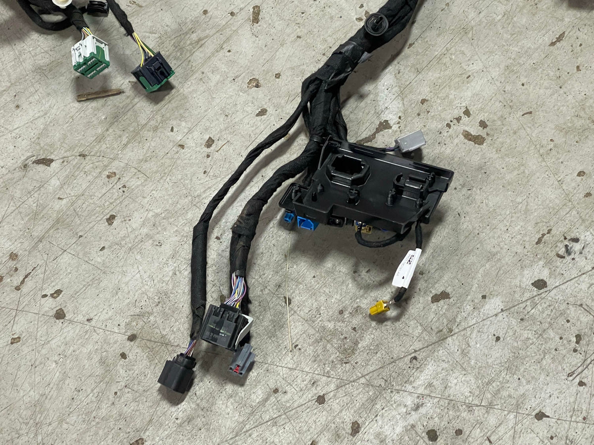 2024+ Ford Mustang Premium Dash Harness PR3T-14440-HF