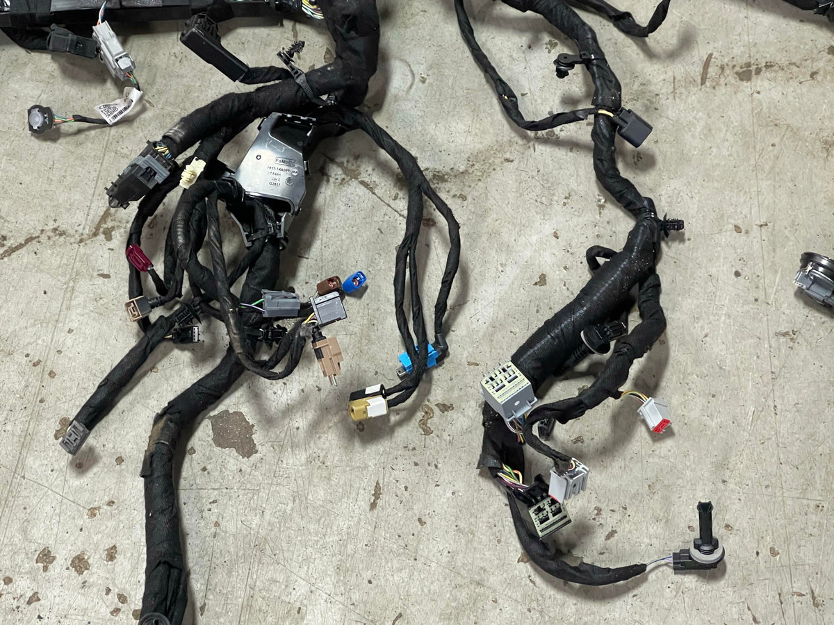 2024+ Ford Mustang Premium Dash Harness PR3T-14440-HF