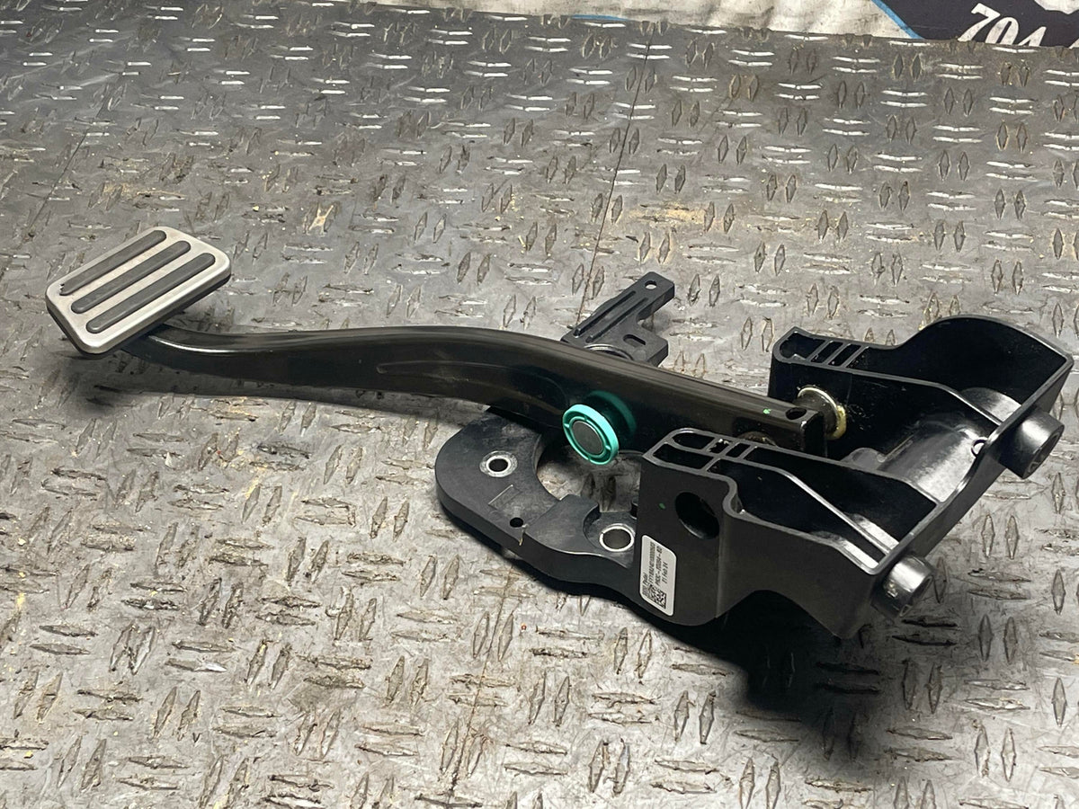 2024+ Ford Mustang Brake Pedal Assembly 10R80 Transmission 303