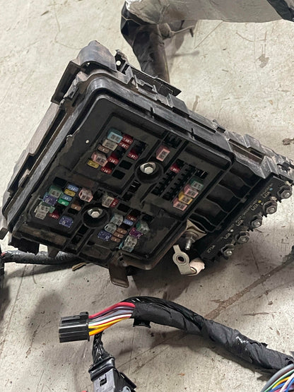 2024+ Ford Mustang Engine Bay Fuse Box Distribution Harness (SEE DESC) 303