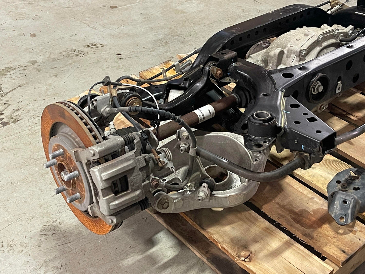 2015-17 Ford Mustang 3.55 IRS Rear Assembly 20k Miles 327