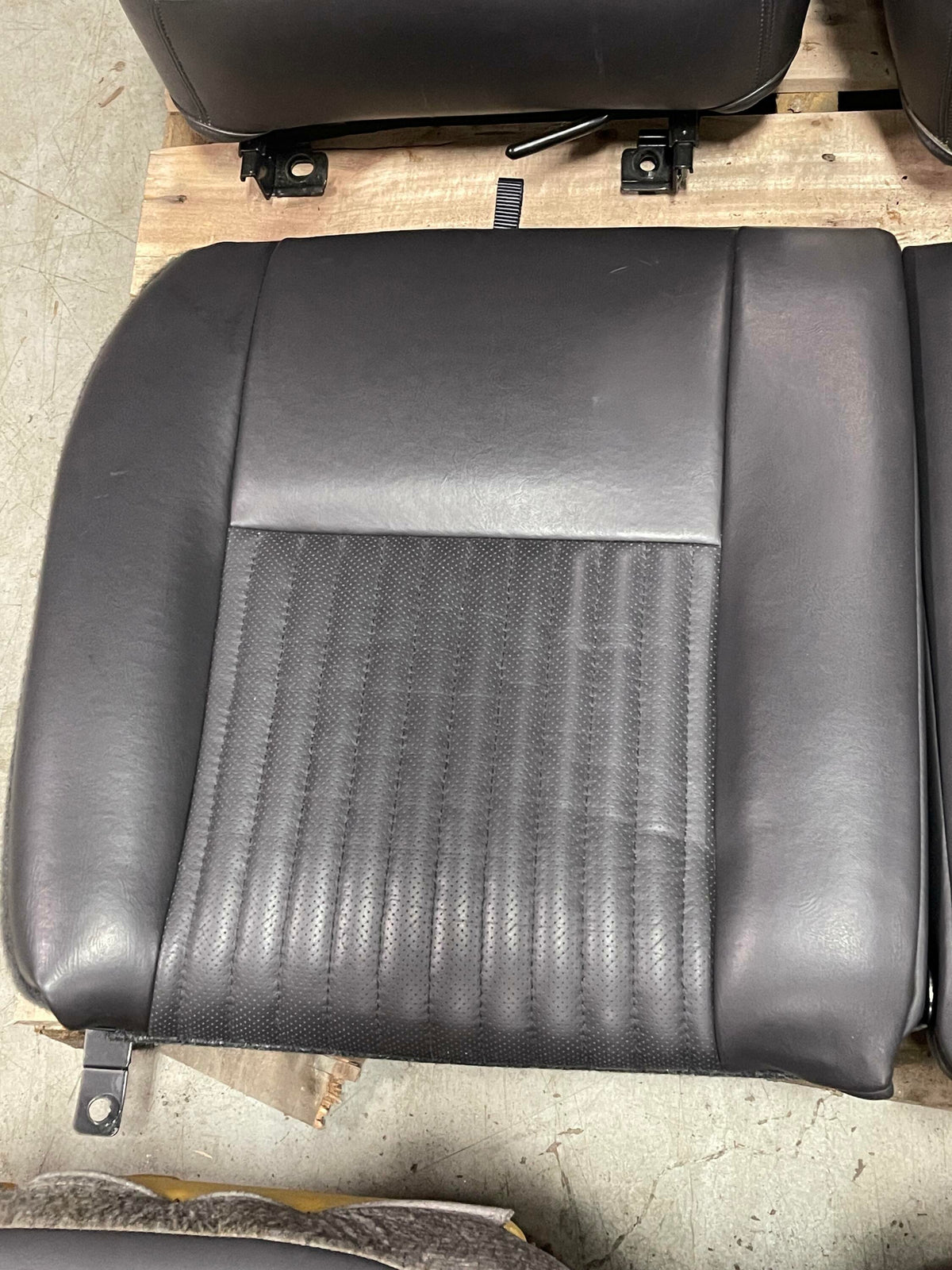 2001 Ford Mustang GT Bullitt Seats 24k Miles Read Desc 306