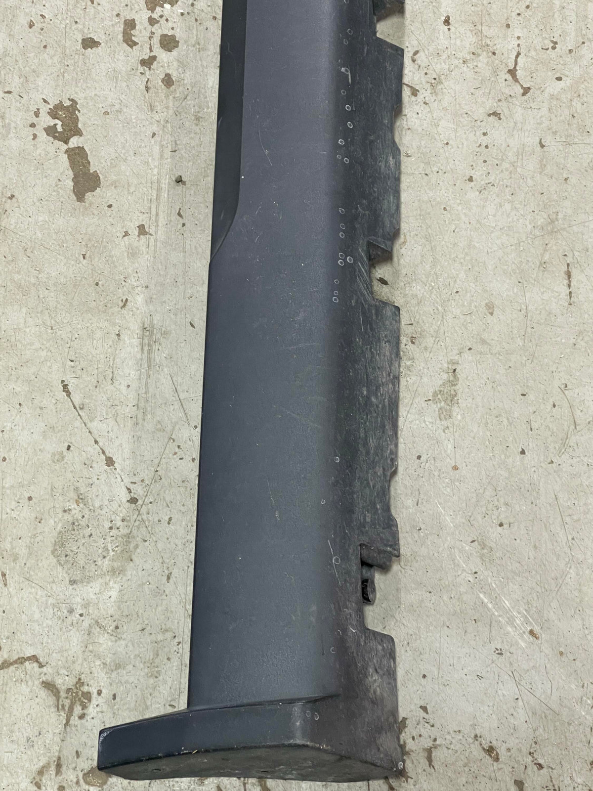 2011-14 Ford Mustang Driver LH Skirt Rocker Panel Paint Code HP 311