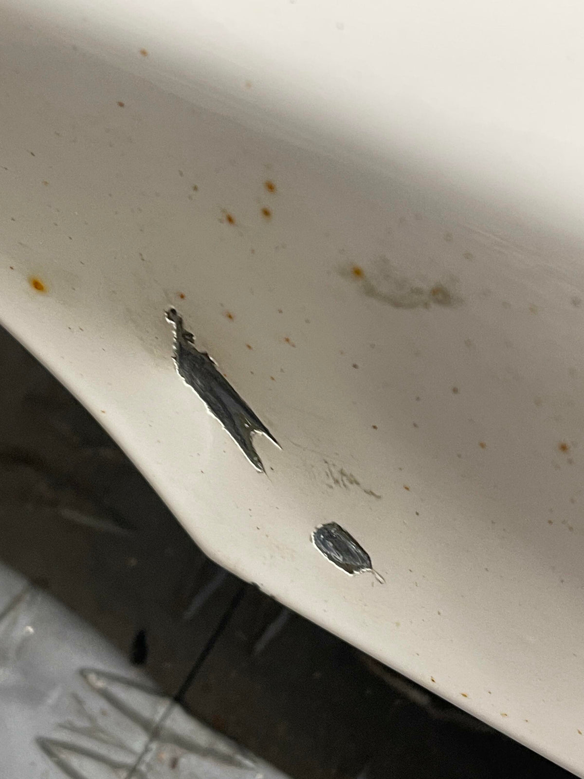 2011-14 Ford Mustang Driver LH Fender Front Paint Code HP 311