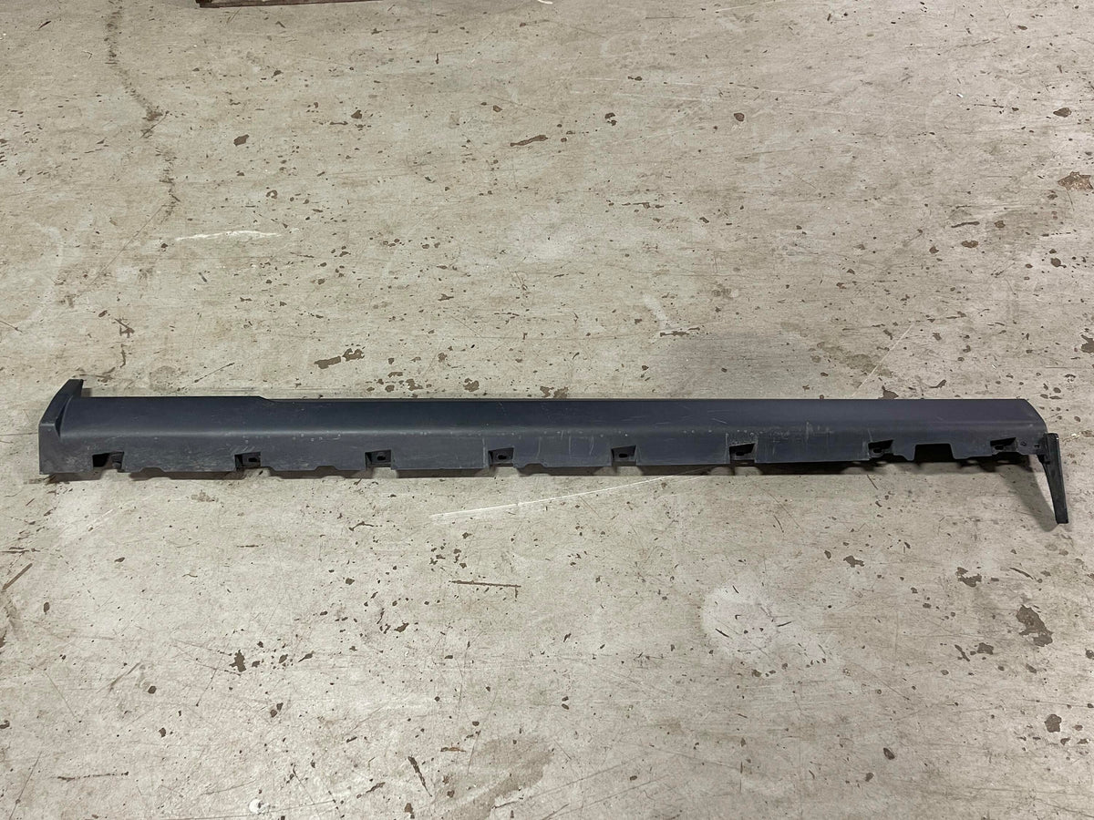 2011-14 Ford Mustang Driver LH Skirt Rocker Panel Paint Code HP 311