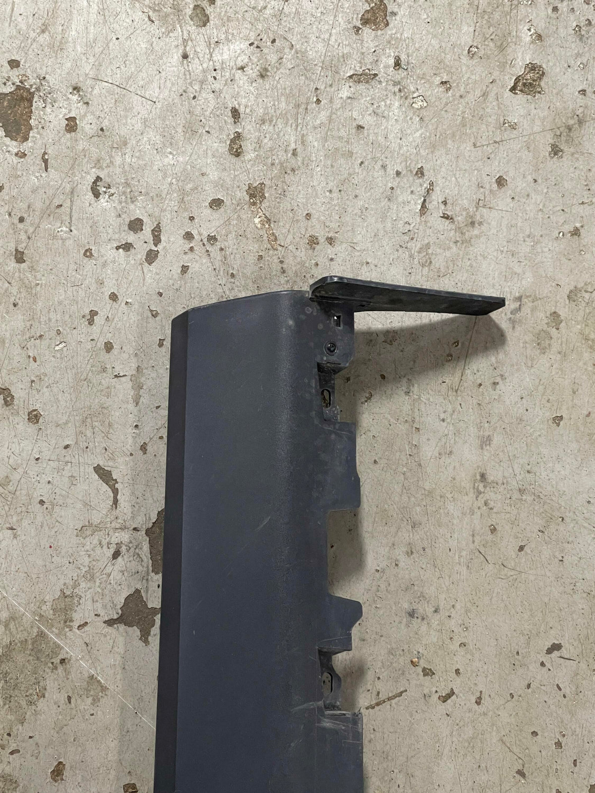 2011-14 Ford Mustang Driver LH Skirt Rocker Panel Paint Code HP 311