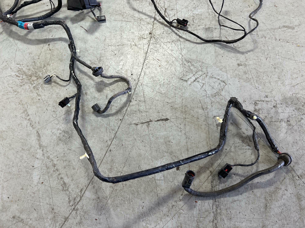 2003-04 Ford Mustang SVT Cobra Body Wiring Harness Fuel Pumps Body Control 101