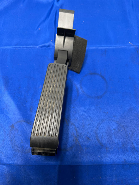 2003-06 Mercedes Benz W211 E Class E55 Gas Pedal Accelerator Pedal 105