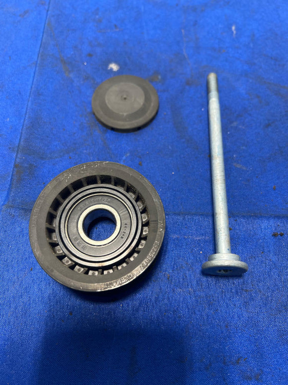 1999-02 Mercedes Benz CLK55 AMG Idler Roller Pulley and Bolt 094