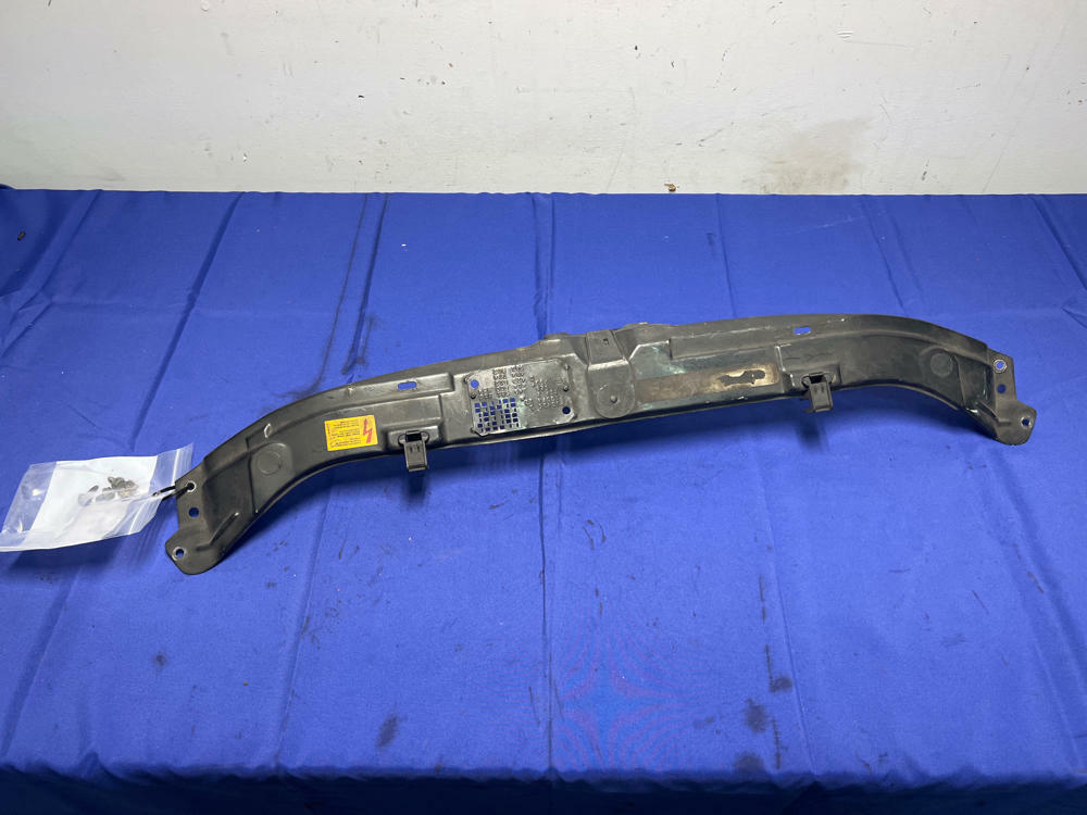 1999-02 Mercedes Benz W210 E55 Upper Radiator Support Factory 094