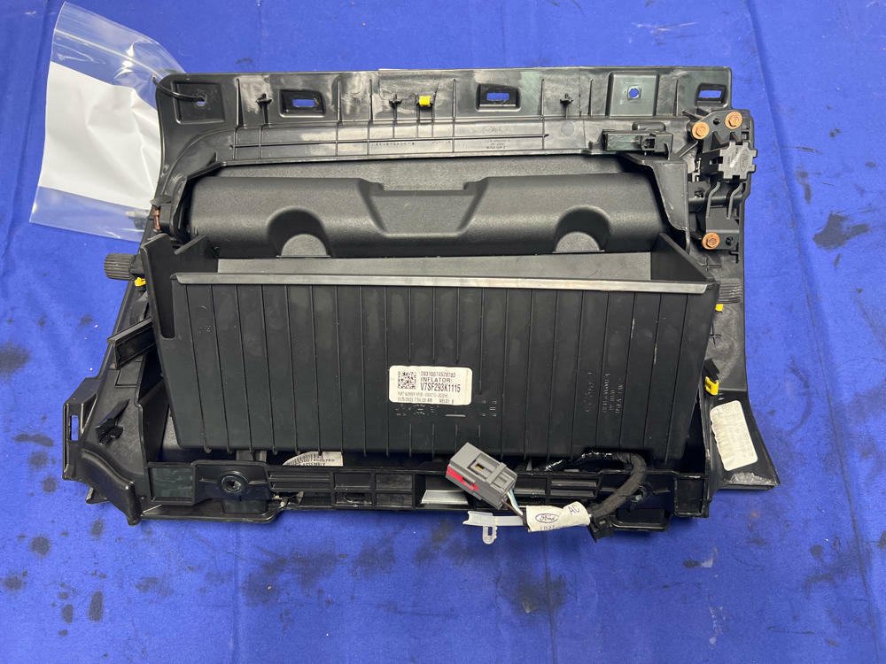 2015-23 Ford Mustang Ebony Passenger Glove Box Air Bag 130